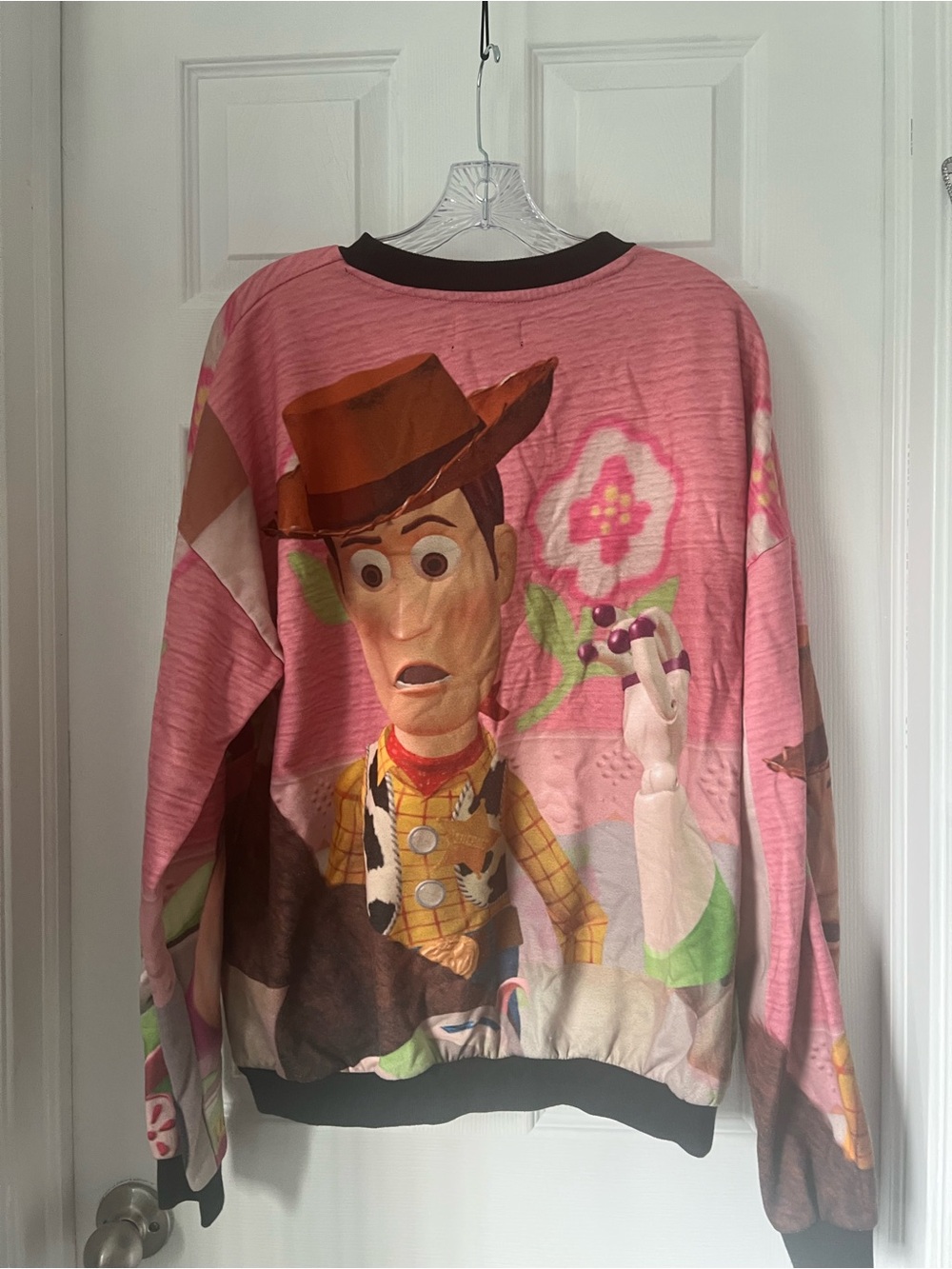 Pink Graphic Buzz Lightyear Crewneck Sweater
Toy story - Picture 3 of 4